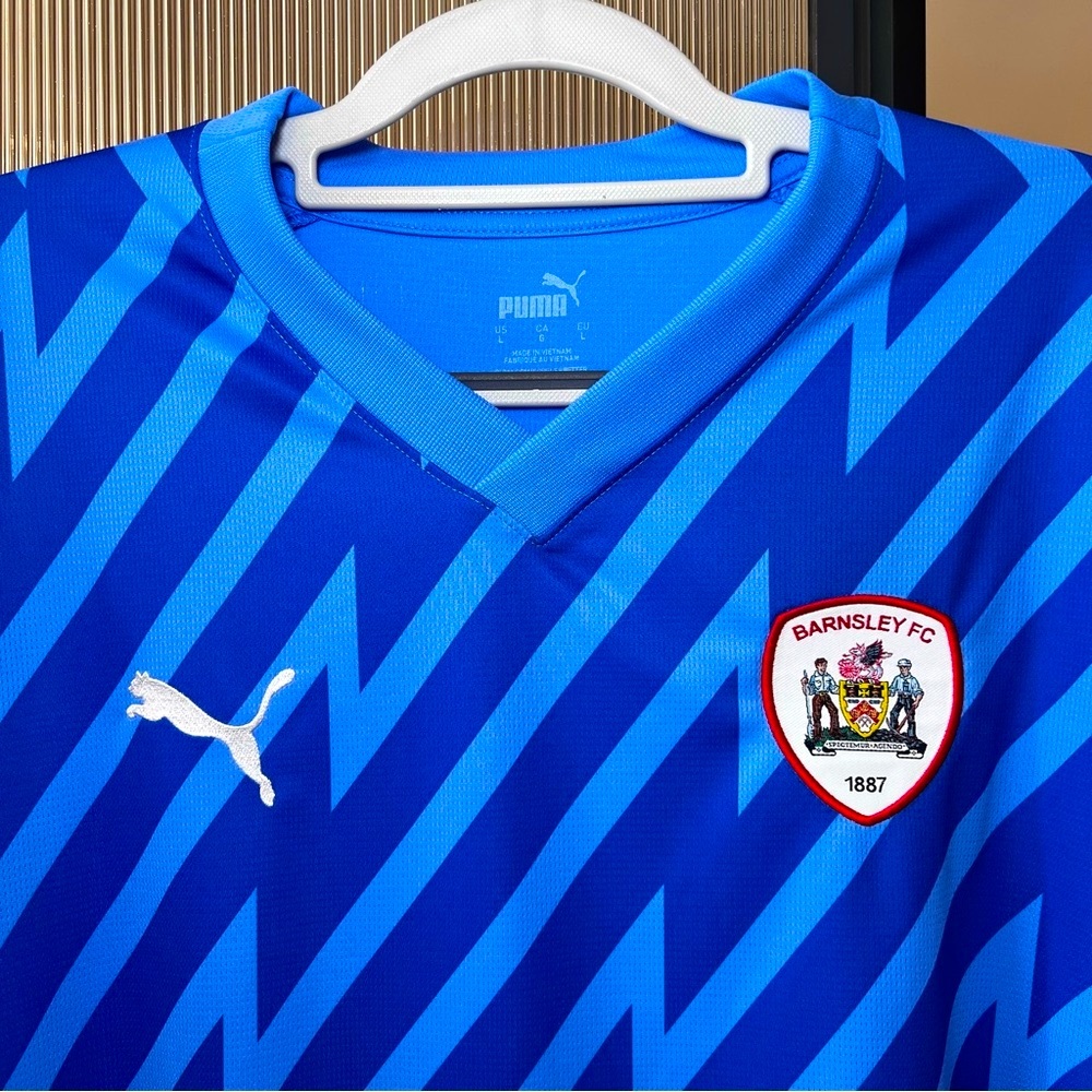 PUMA Goalkeeper Soccer Jersey L Barnsley FC Blue DryCELL NWT - Picture 5 of 17